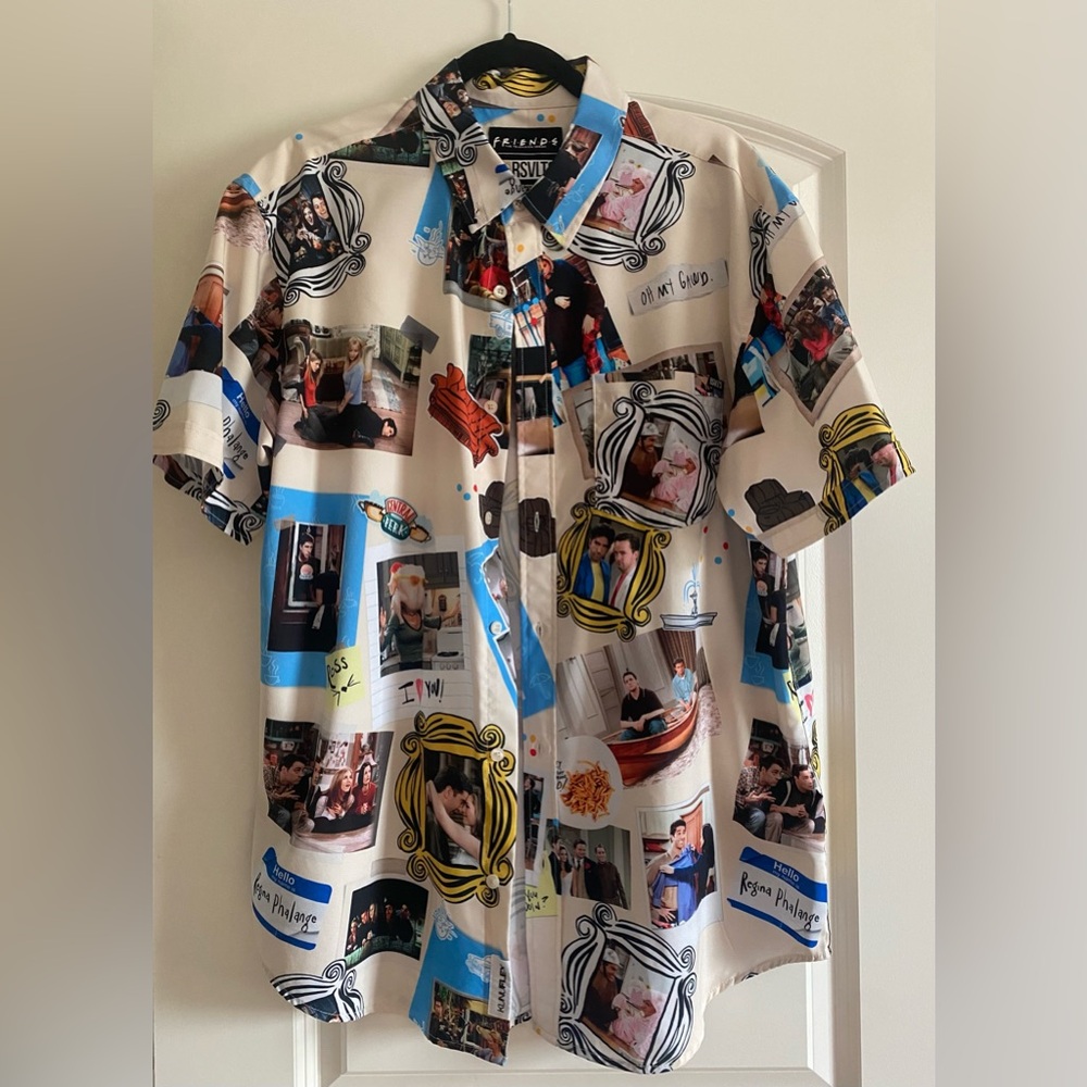 RSVLTS “the one with the memories” FRIENDS button down short size XL New.